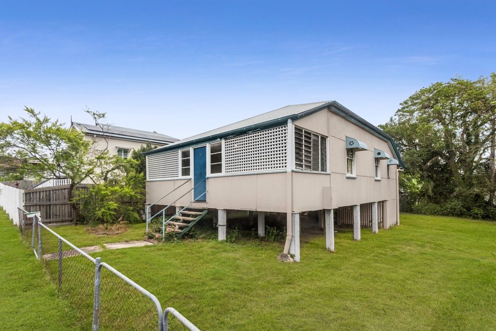 29 Fraser St  WOOLOOWIN 4