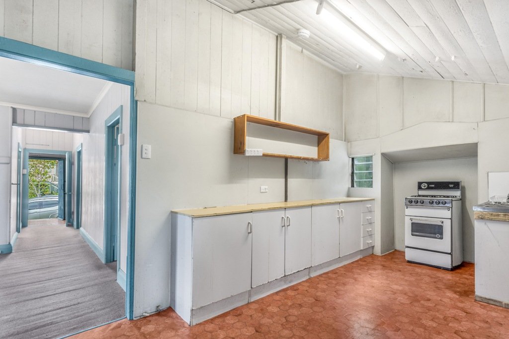 29 Fraser St  WOOLOOWIN 11