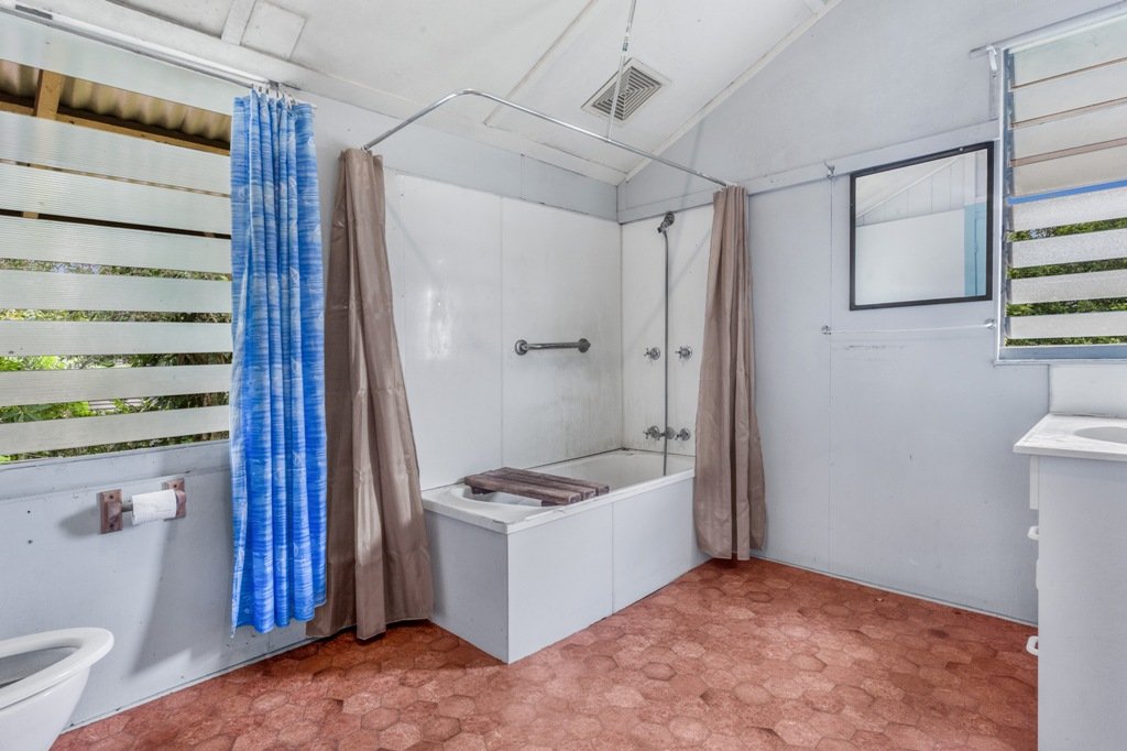 29 Fraser St  WOOLOOWIN 12