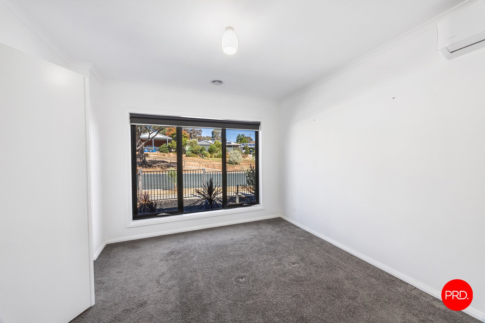 29 Friswell Avenue FLORA HILL 5