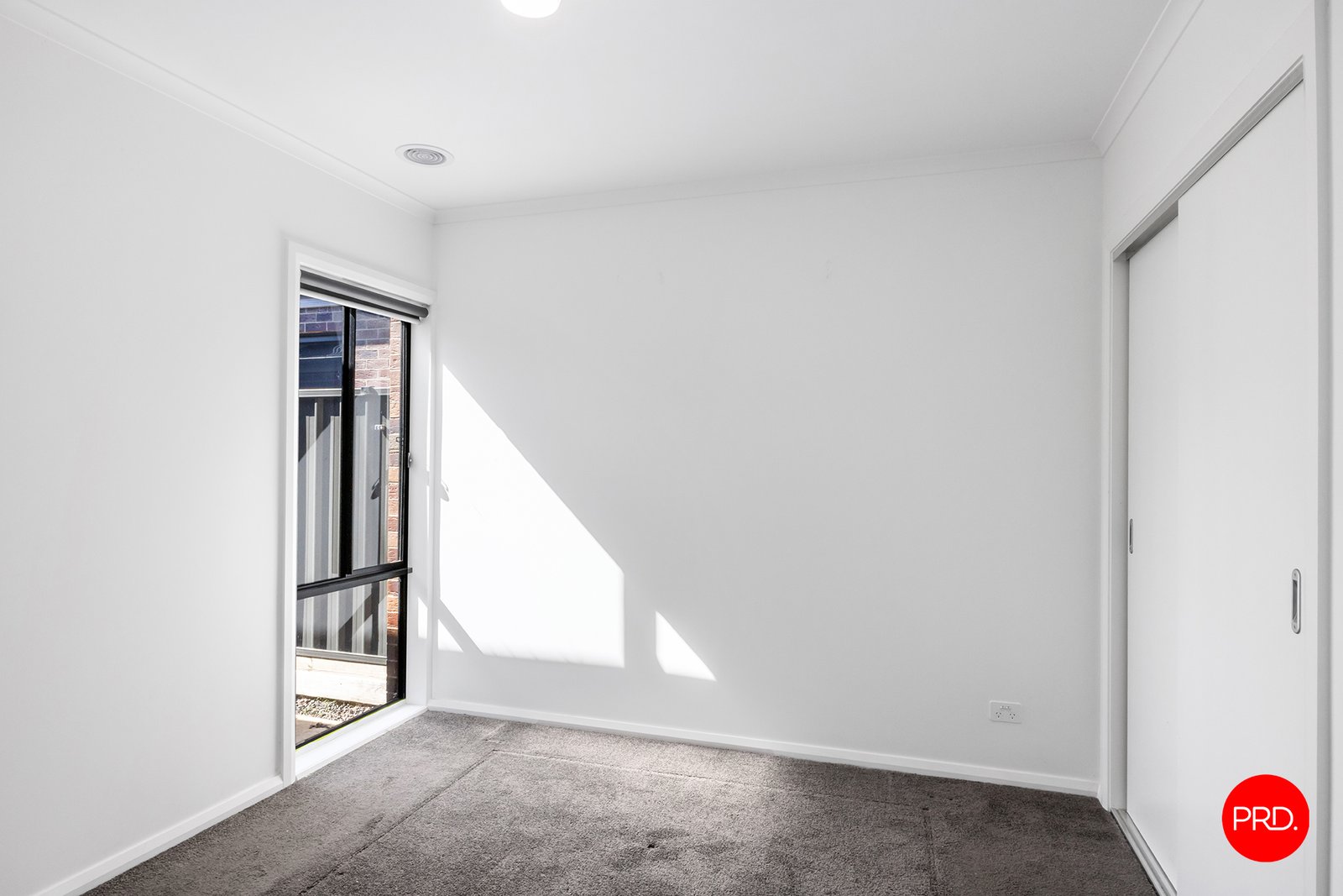 29 Friswell Avenue FLORA HILL 8