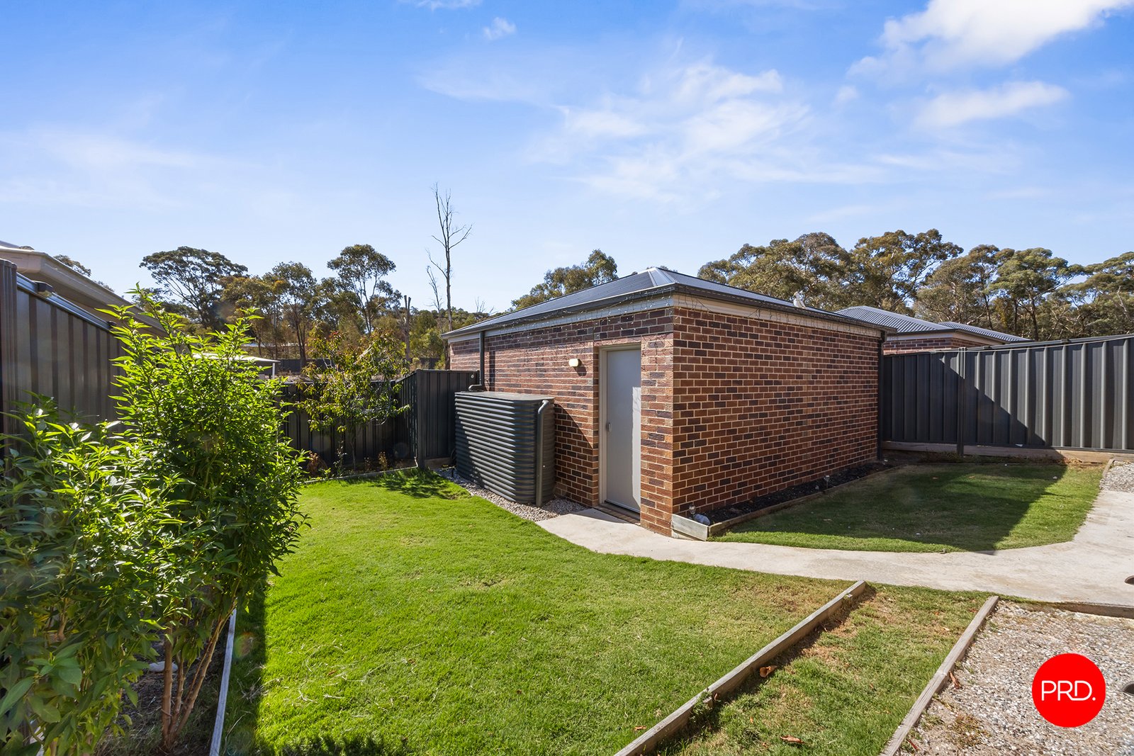 29 Friswell Avenue FLORA HILL 12