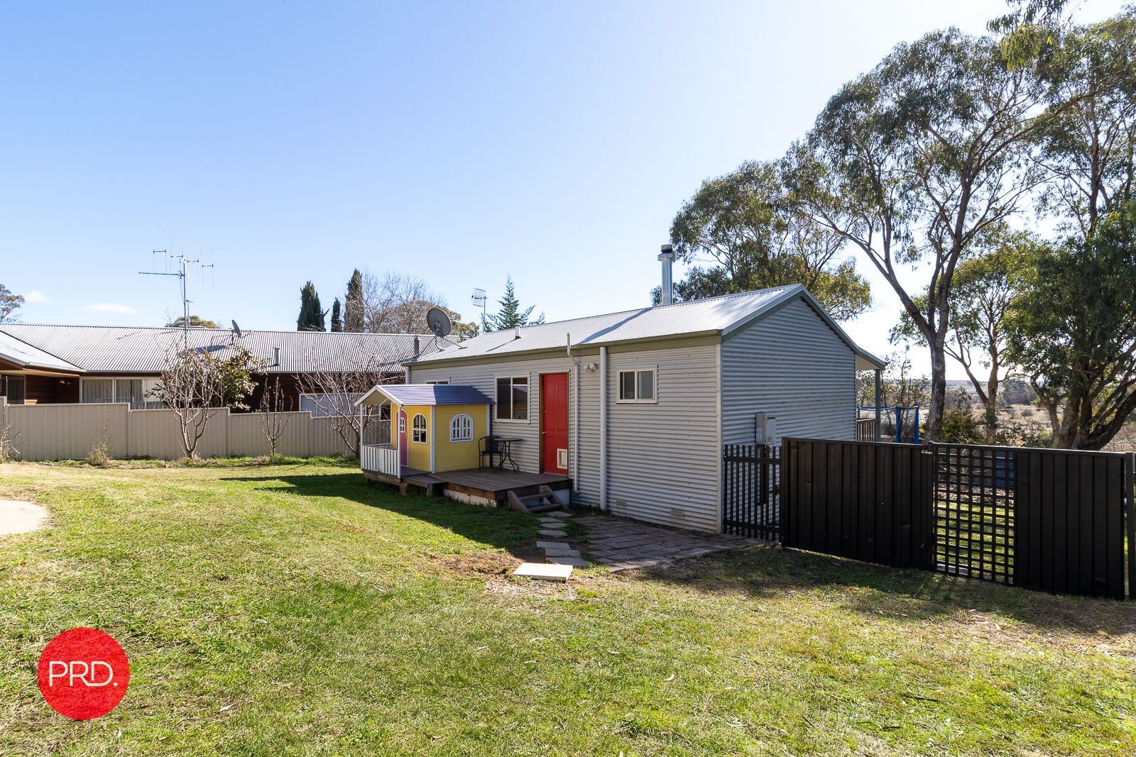 29 Goulburn Street COLLECTOR 13
