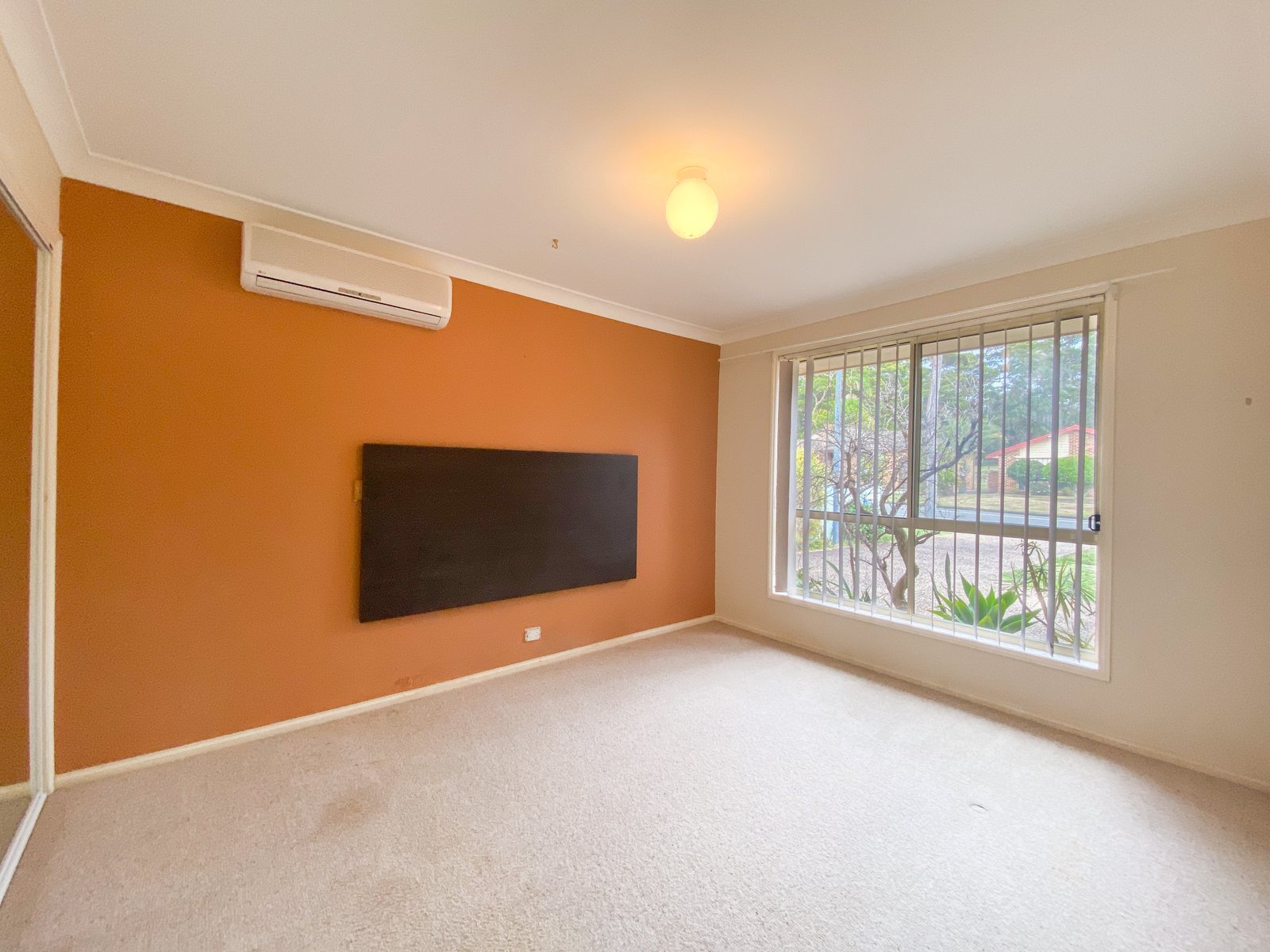 29 Government Rd  SHOAL BAY 9