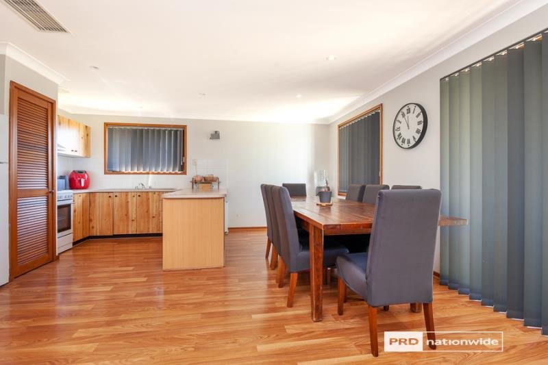 29 Grant Street TAMWORTH 4