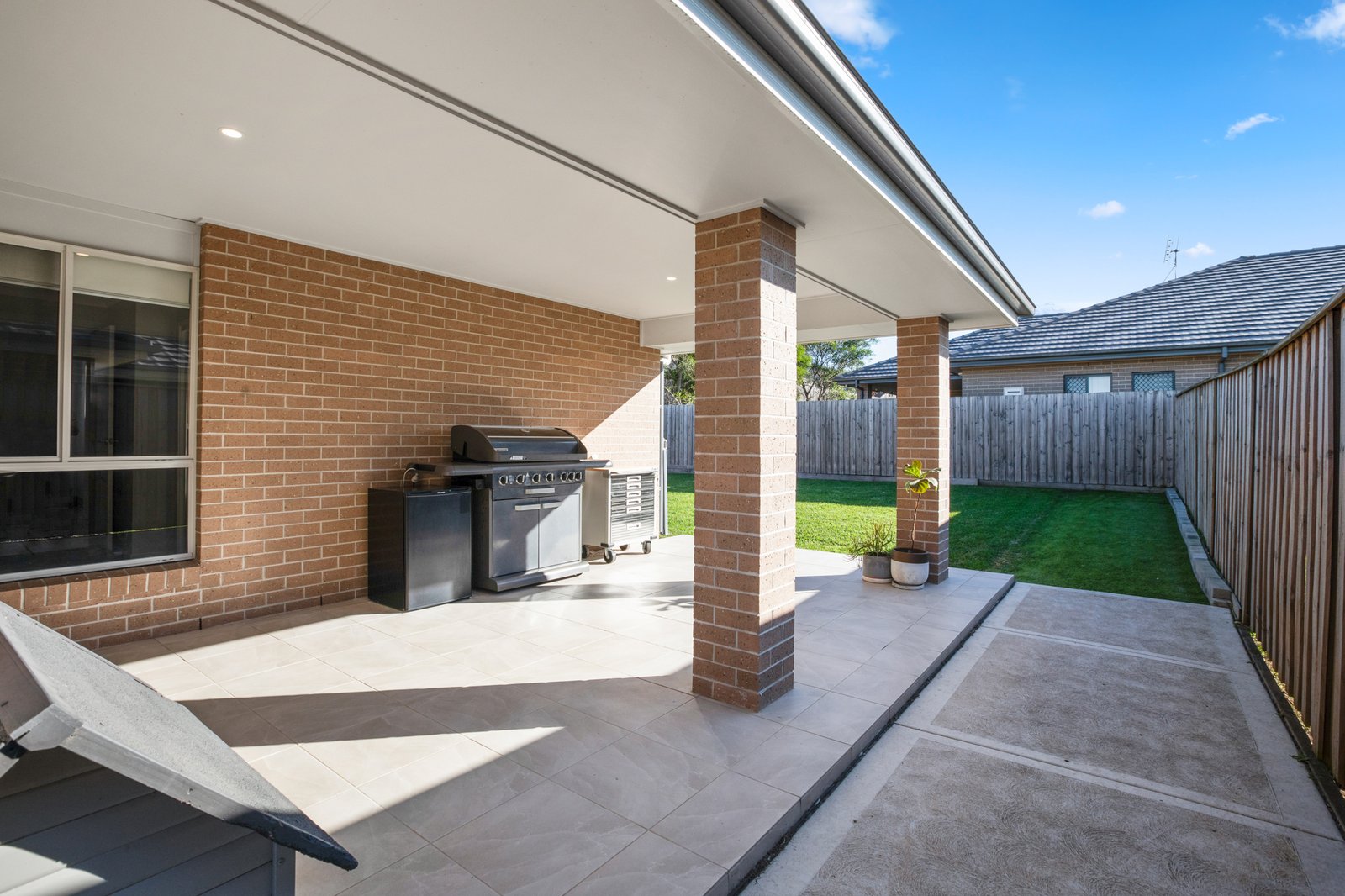 29 Harrop Parade THORNTON 13