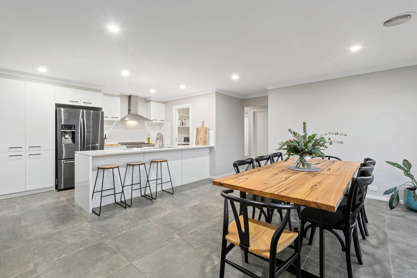 Real Estate and Property in 29 Heritage Mews, Drysdale, VIC