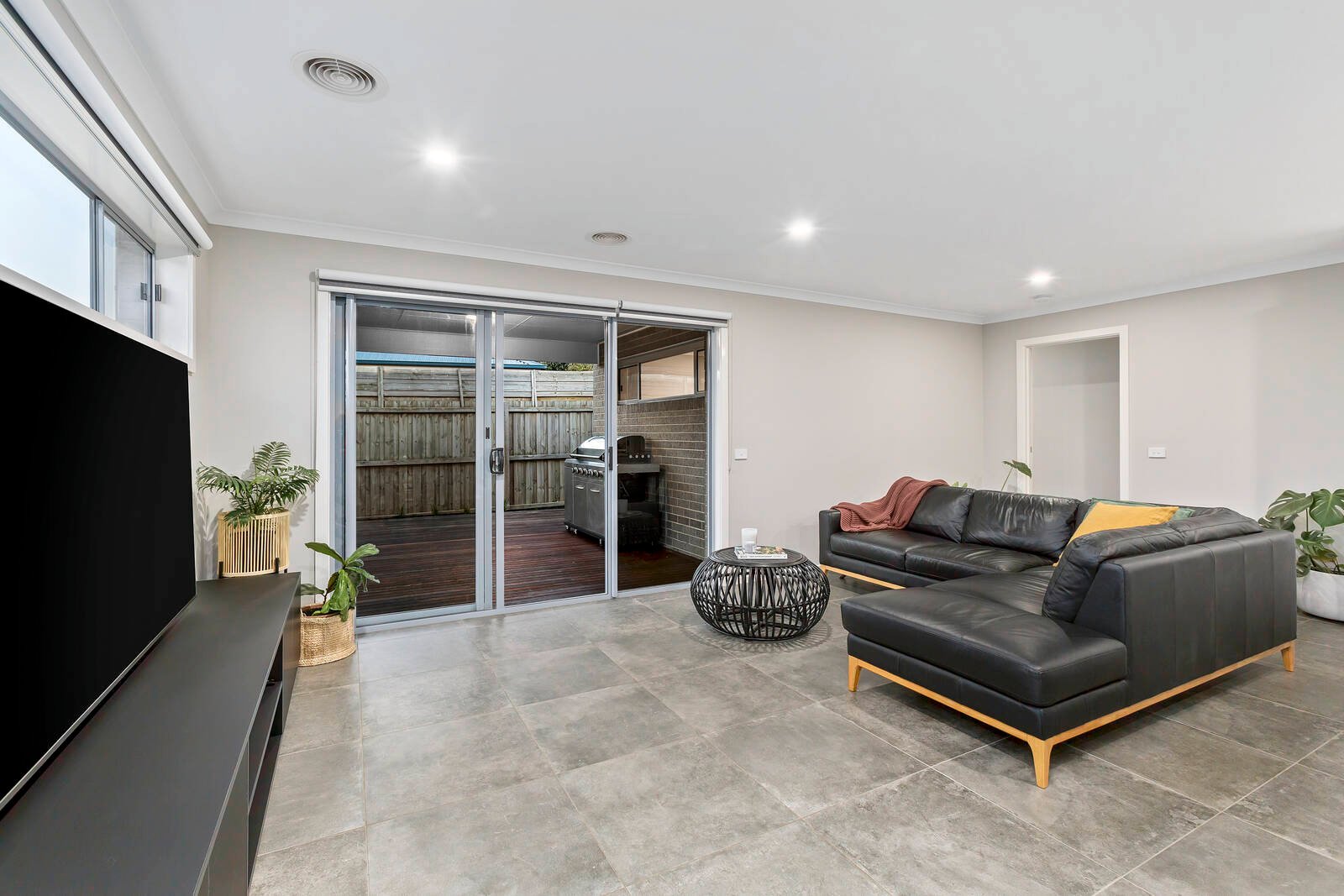 Real Estate and Property in 29 Heritage Mews, Drysdale, VIC