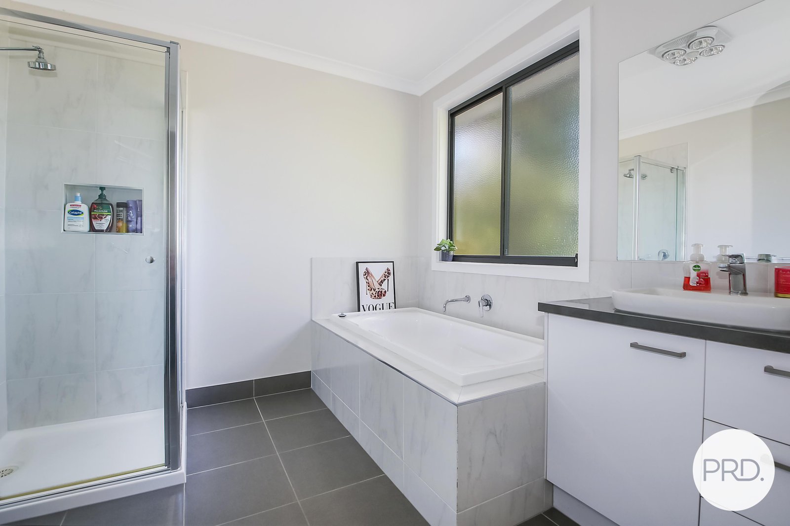 29 Hickory Street THURGOONA 12