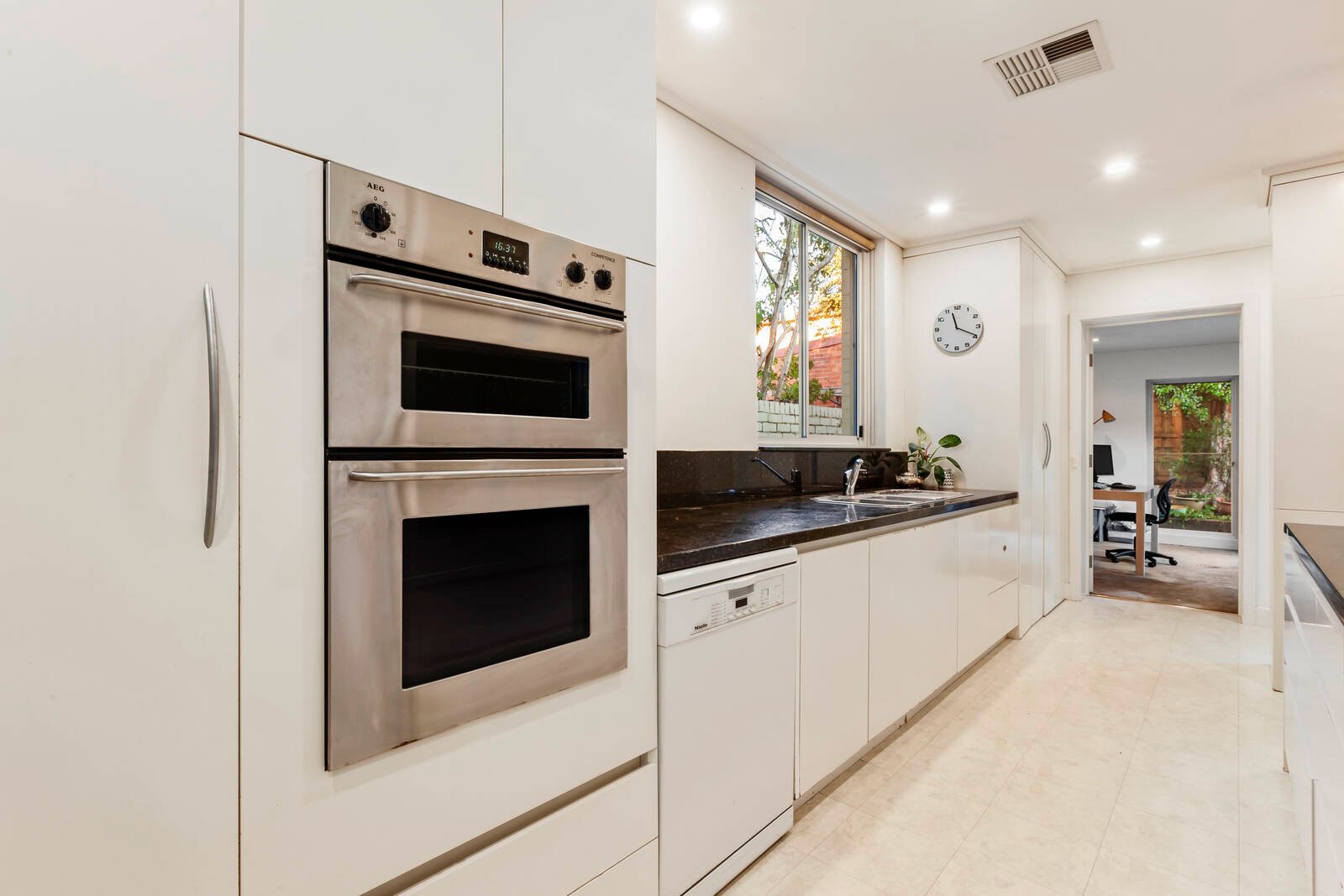 Real Estate and Property in 29 Hill Street, Toorak, VIC