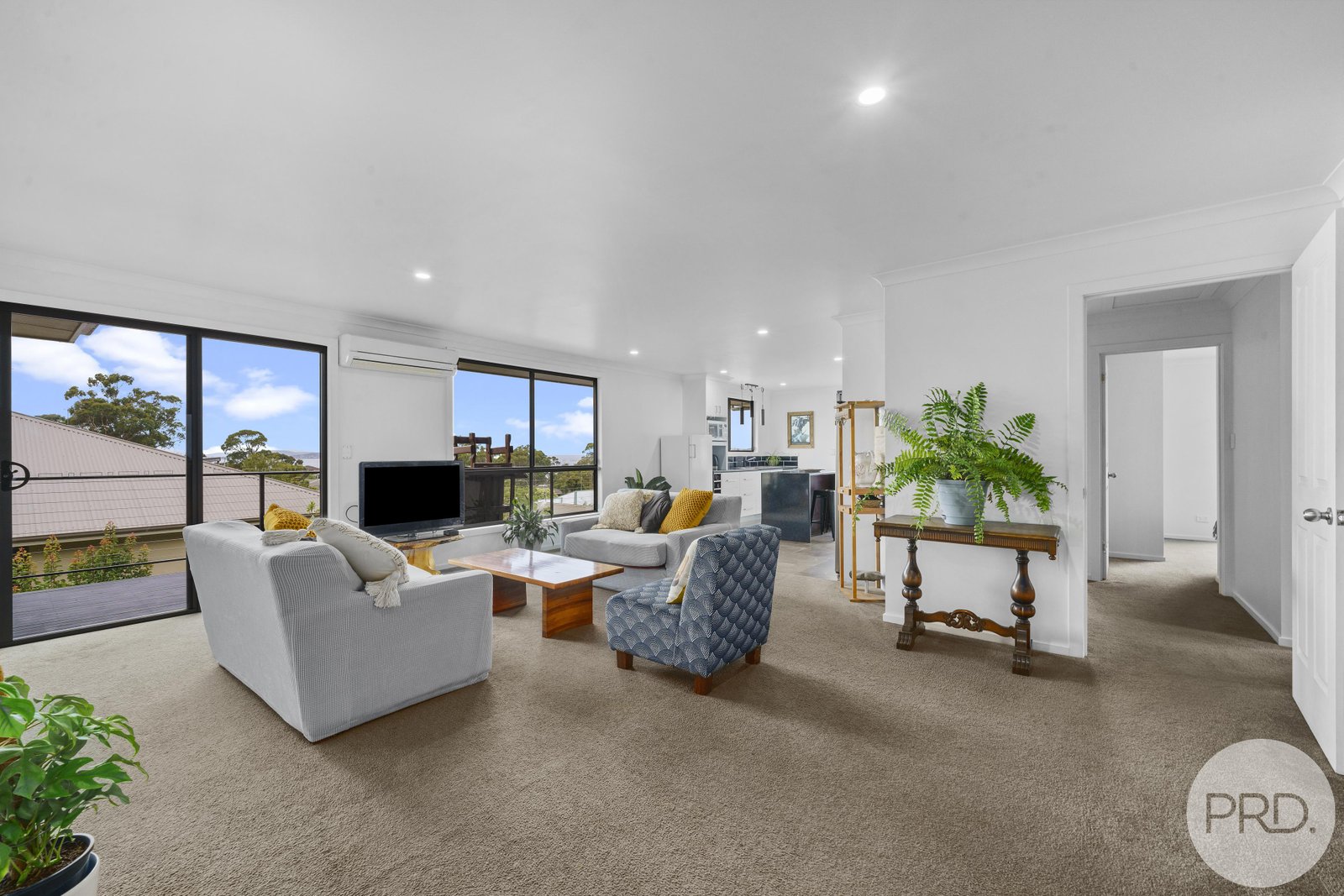 29 Hillside Drive BLACKMANS BAY 1