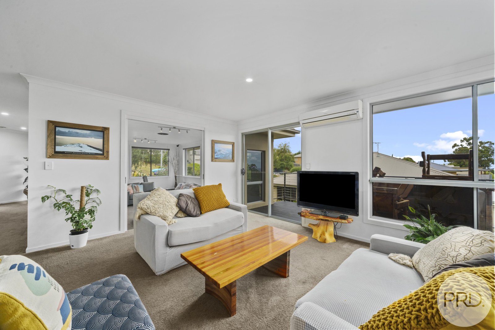 29 Hillside Drive BLACKMANS BAY 2