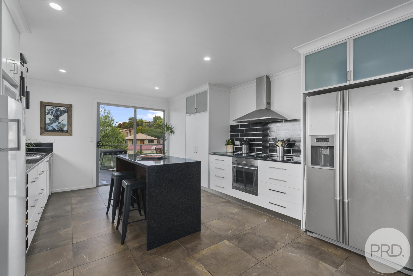 29 Hillside Drive BLACKMANS BAY 5