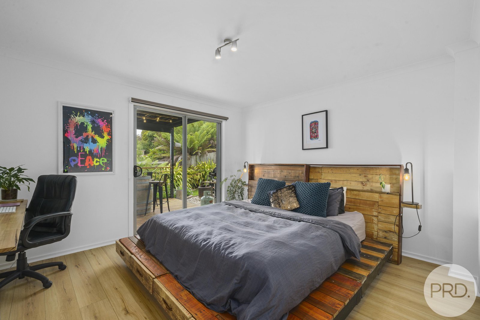 29 Hillside Drive BLACKMANS BAY 9