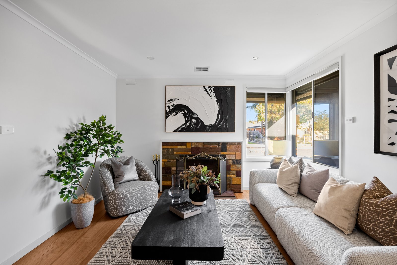 Gallery: 29 Huntsman Drive