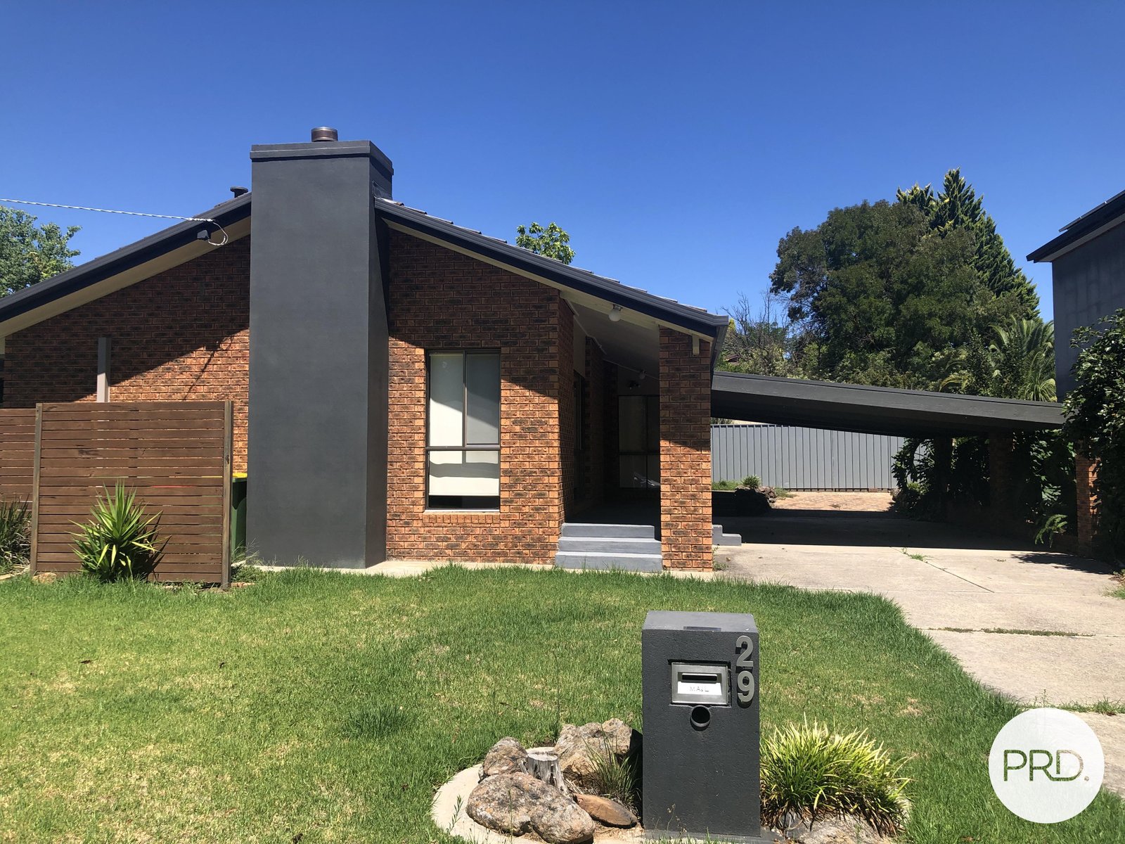 29 Huon Creek Road WODONGA 1