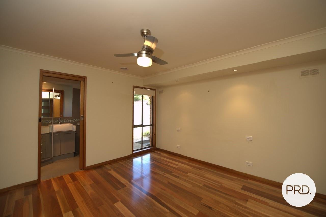 29 Huon Creek Road WODONGA 5