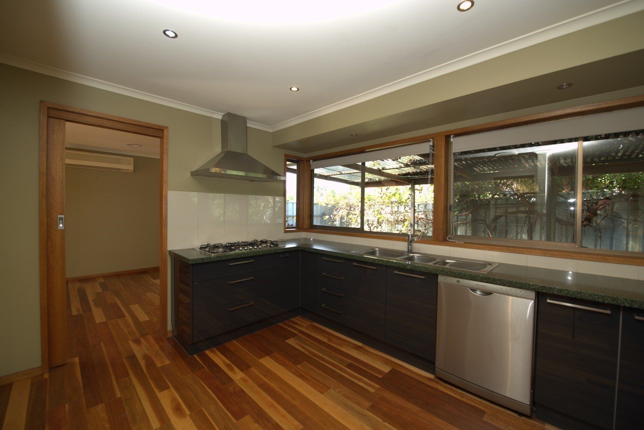 29 Huon Creek Road WODONGA 4