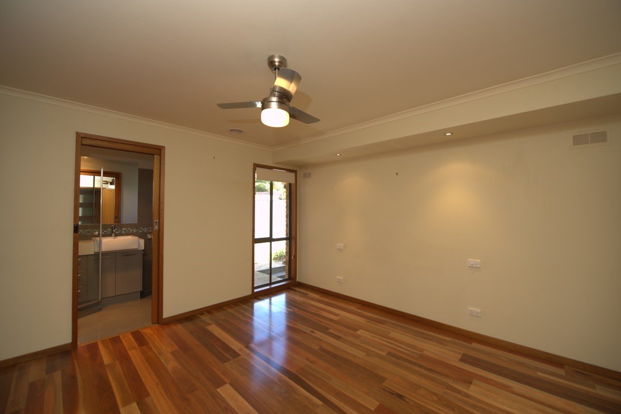 29 Huon Creek Road WODONGA 9