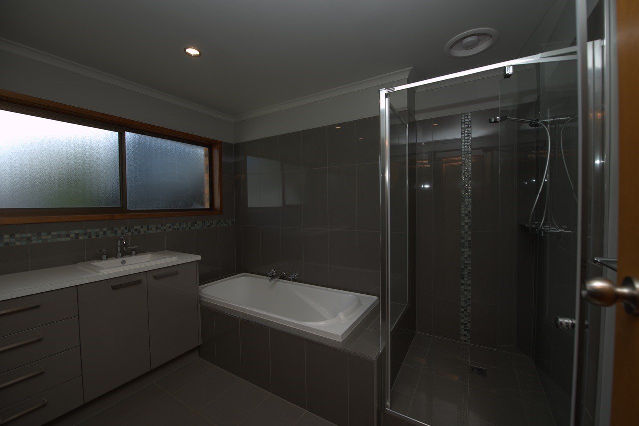 29 Huon Creek Road WODONGA 13