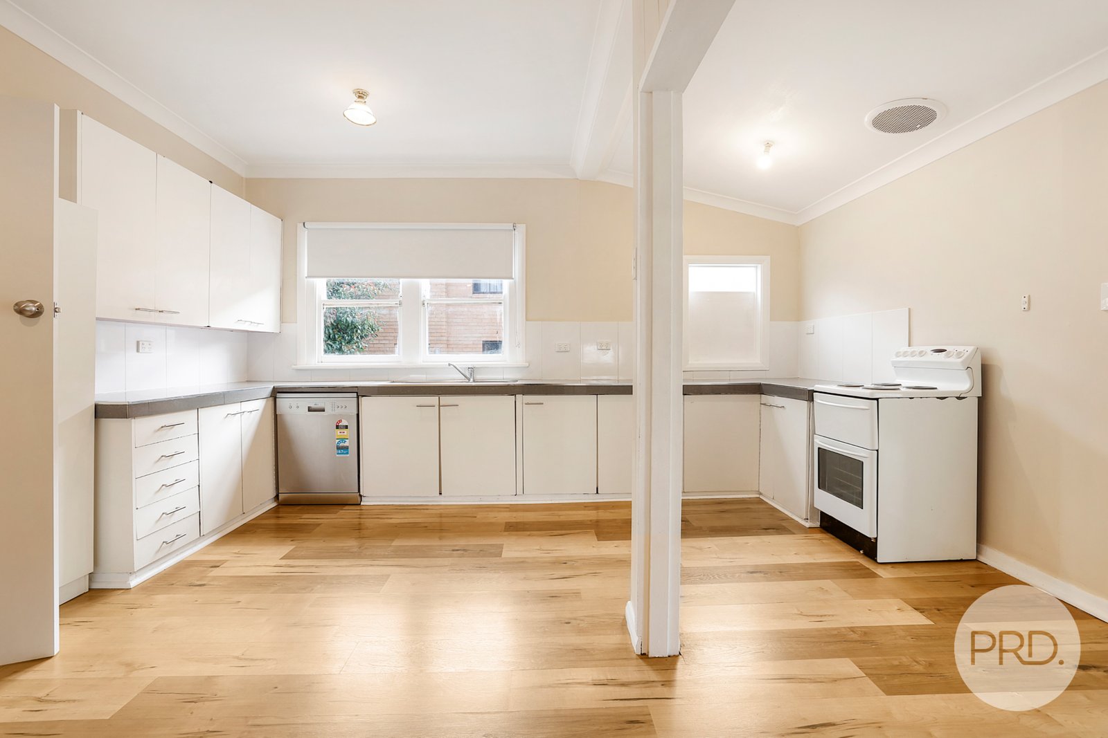 29 Hyman Street TAMWORTH 7