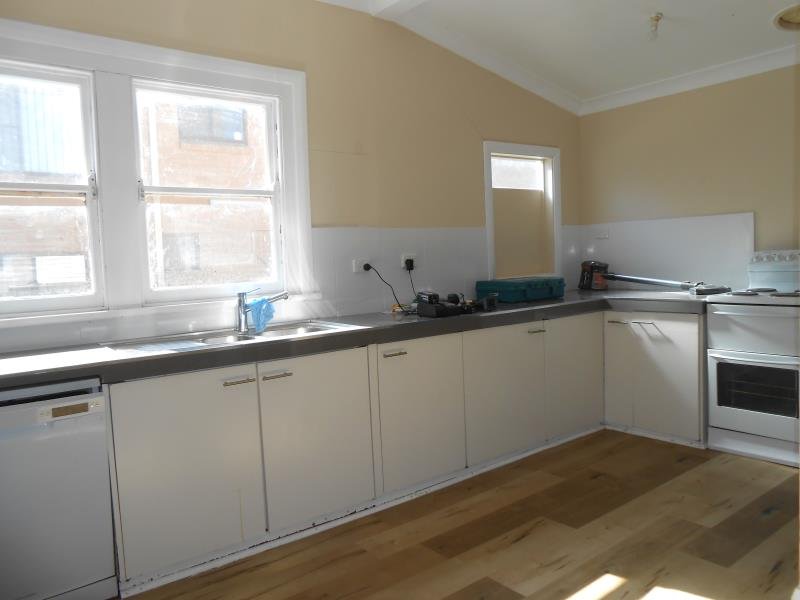 29 Hyman Street TAMWORTH 3