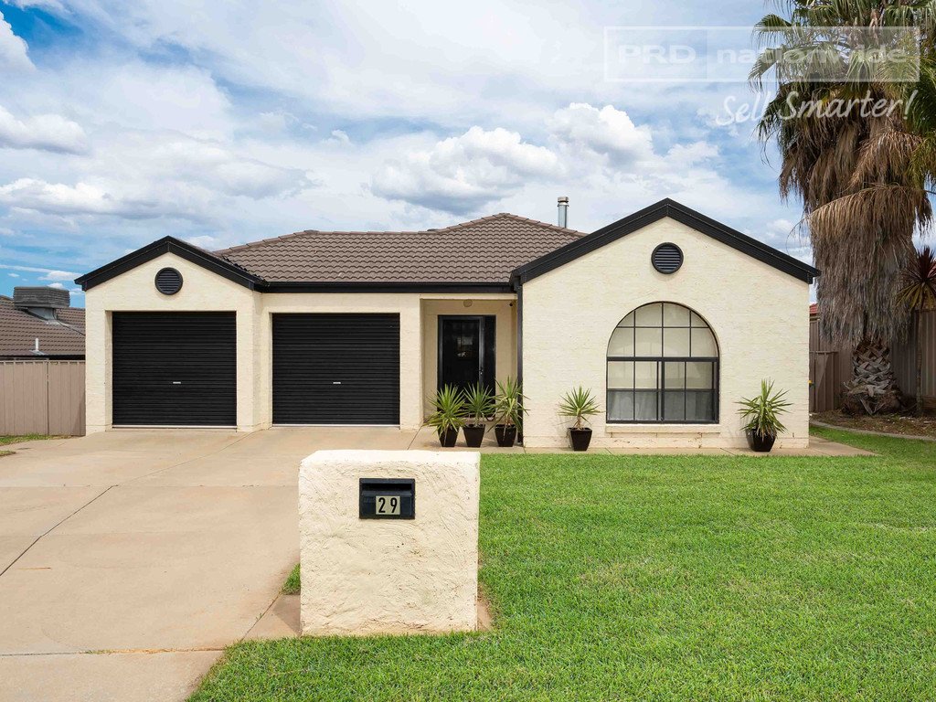 29 Illeura Road BOURKELANDS 1