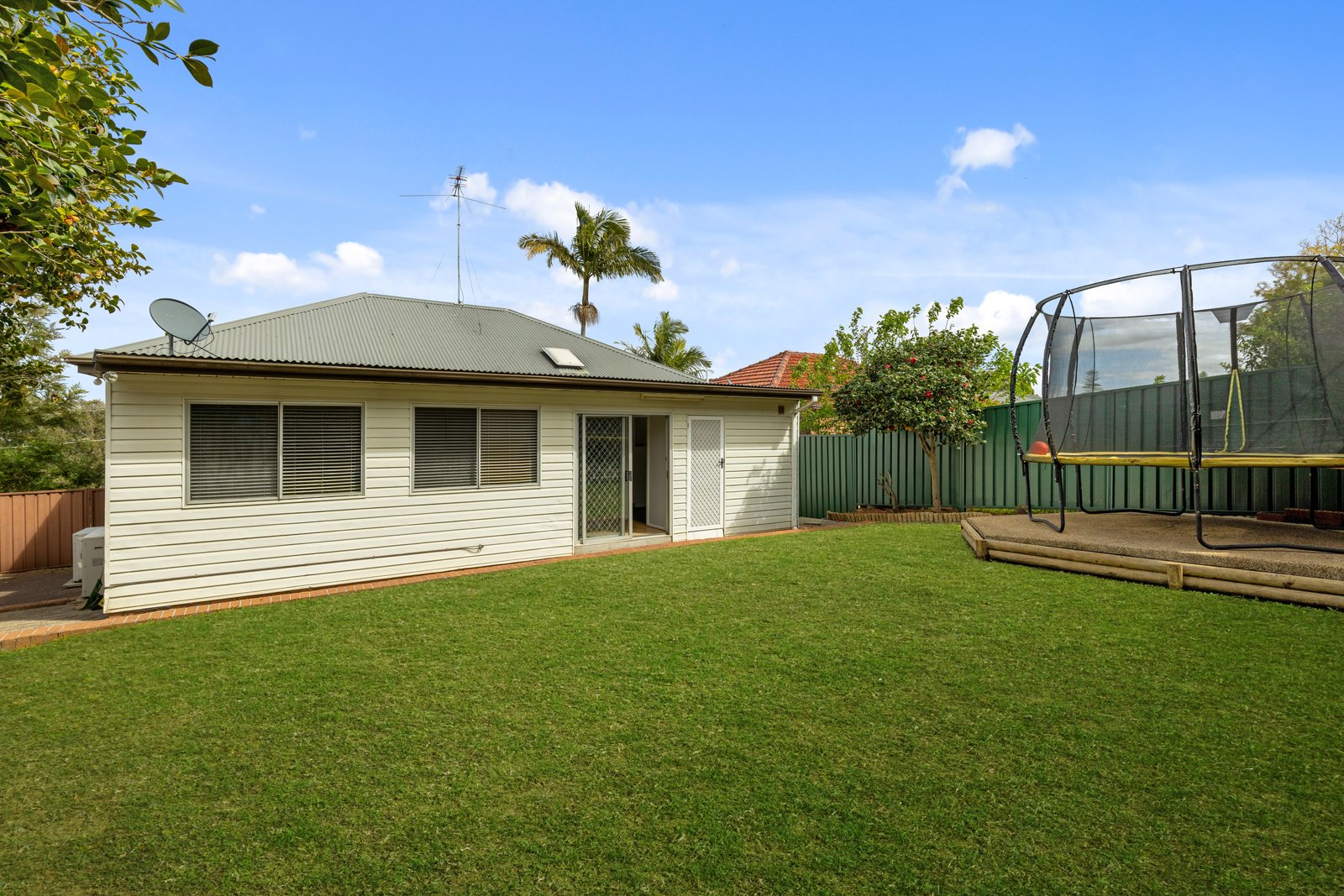 29 Iraga Avenue PEAKHURST 1