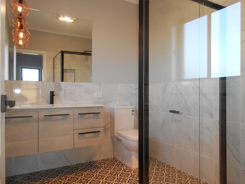 29 Jubata Drive TAMWORTH 3