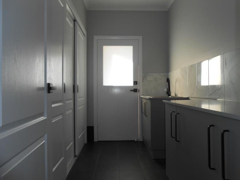 29 Jubata Drive TAMWORTH 7