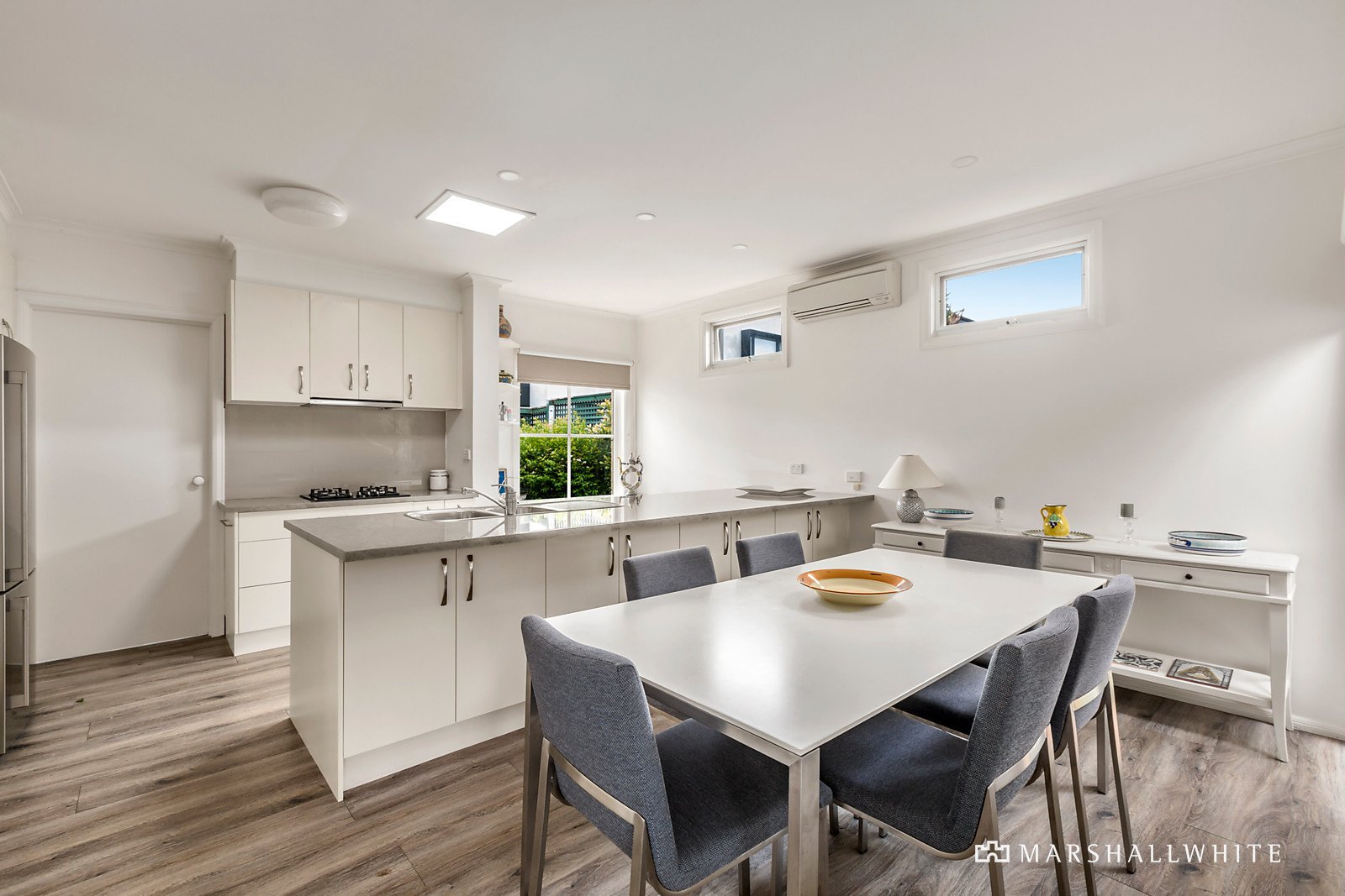 2/9 Kardella Street, Malvern East, VIC