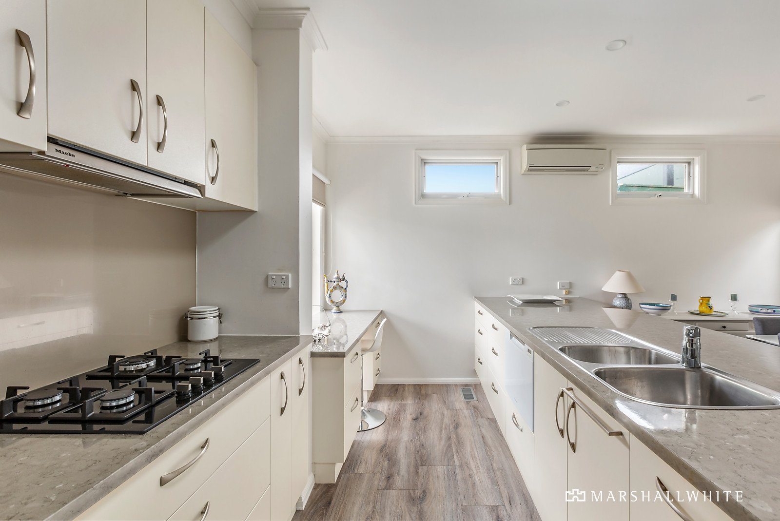 2/9 Kardella Street, Malvern East, VIC