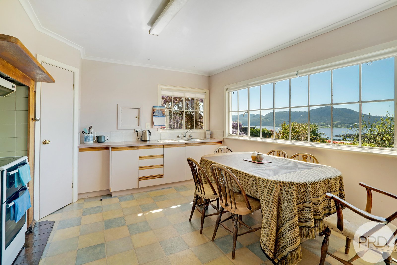 29 Kinarra Crescent CHIGWELL 9