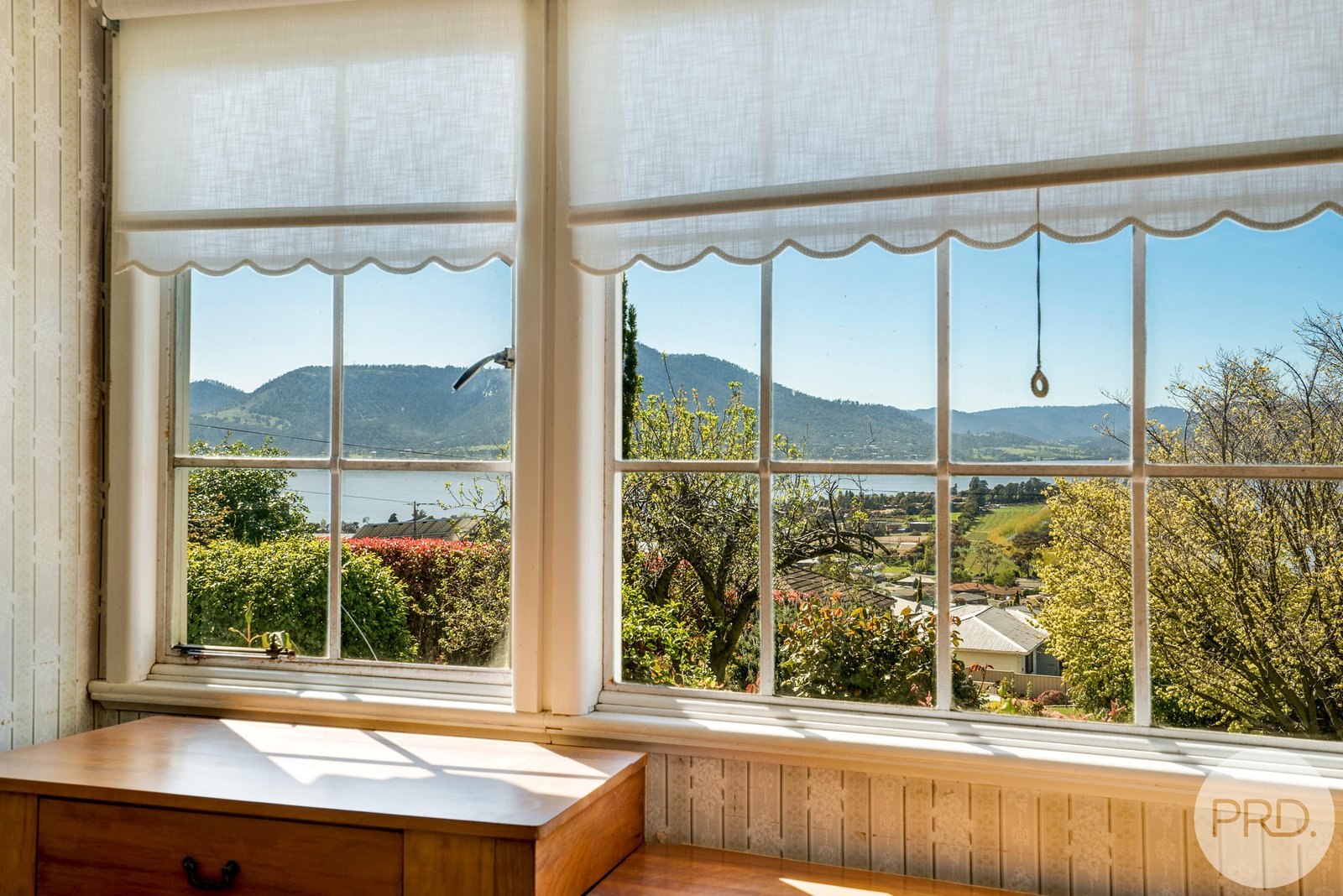 29 Kinarra Crescent CHIGWELL 12