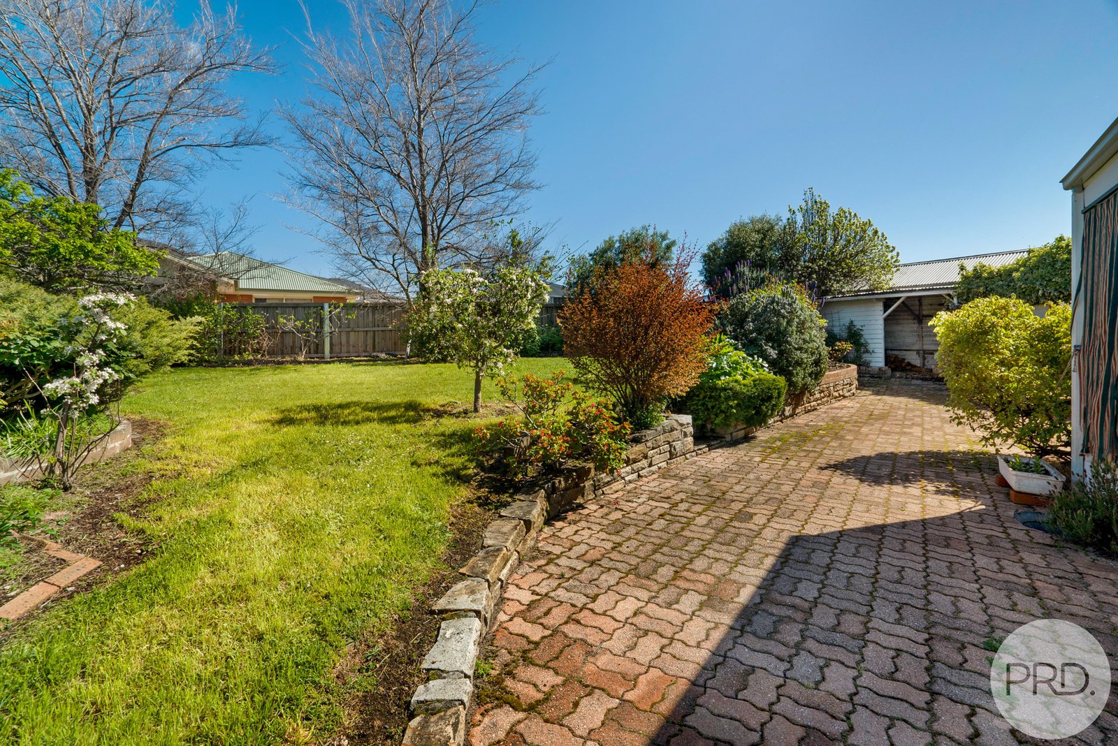 29 Kinarra Crescent CHIGWELL 20
