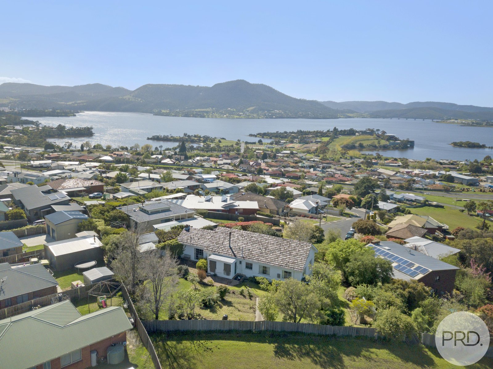 29 Kinarra Crescent CHIGWELL 24