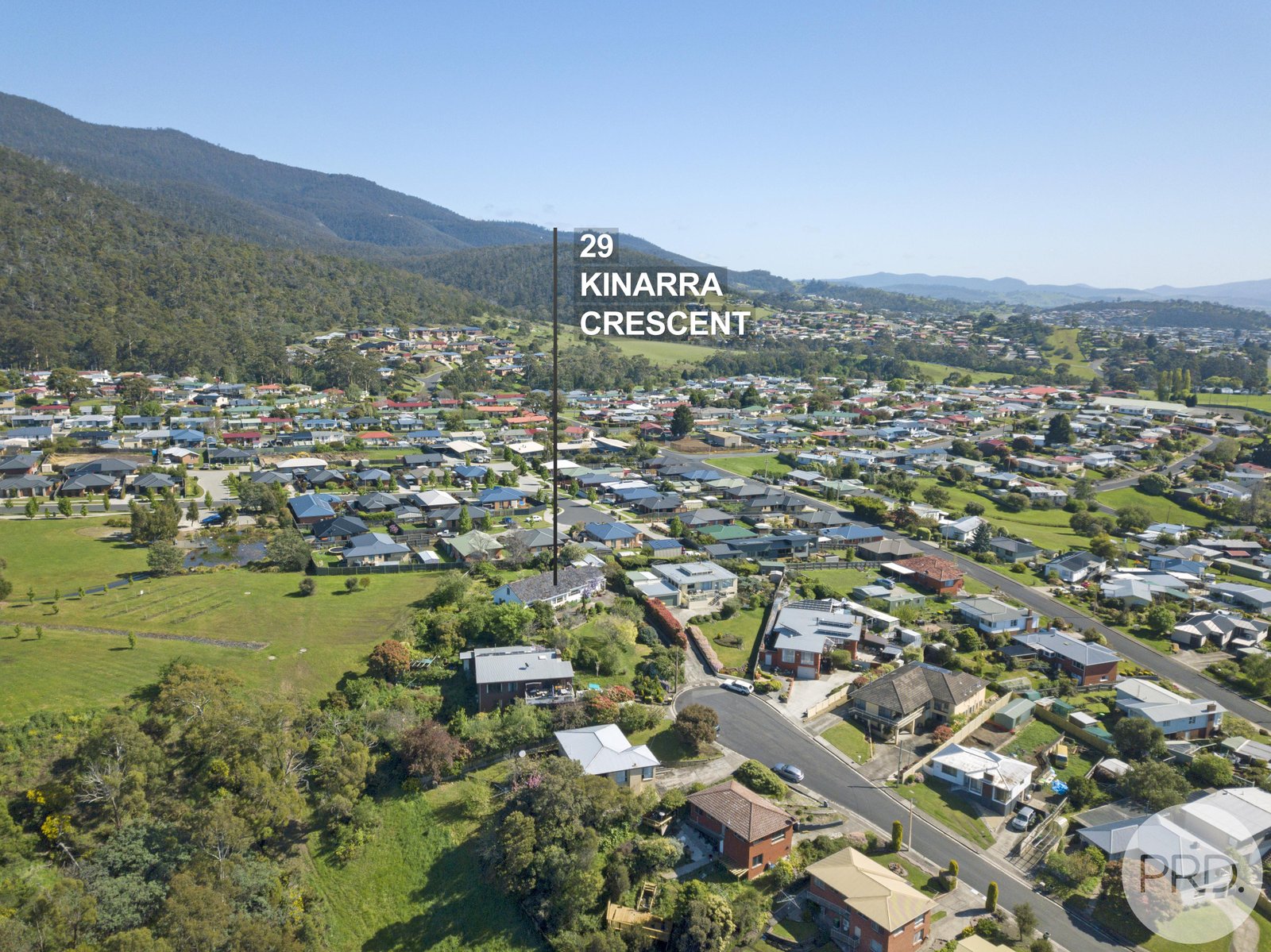 29 Kinarra Crescent CHIGWELL 31