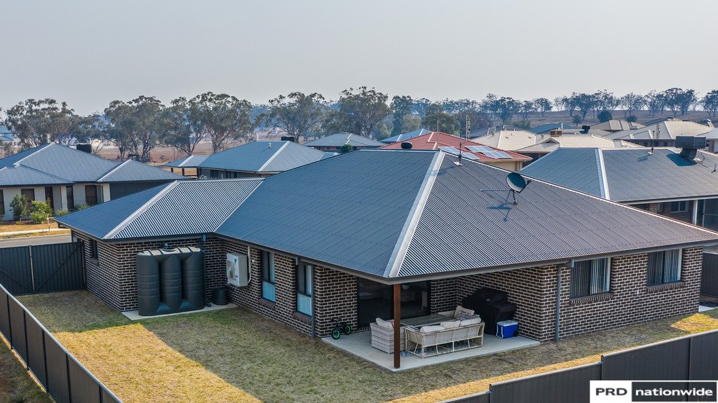 29 Kingham Street TAMWORTH 24