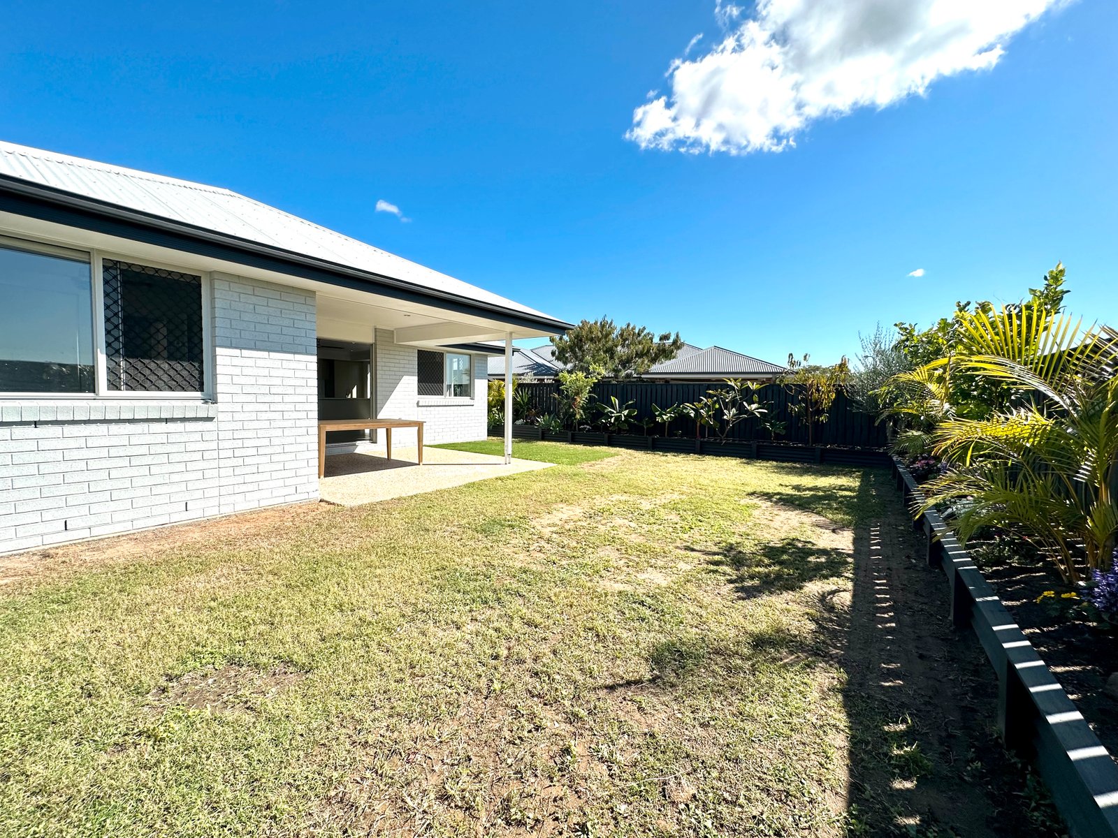 29 Koolivoo Parade BOYNE ISLAND 18