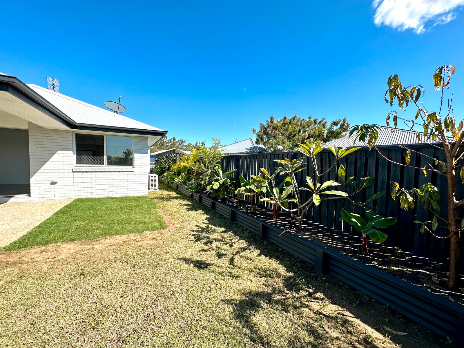 29 Koolivoo Parade BOYNE ISLAND 21