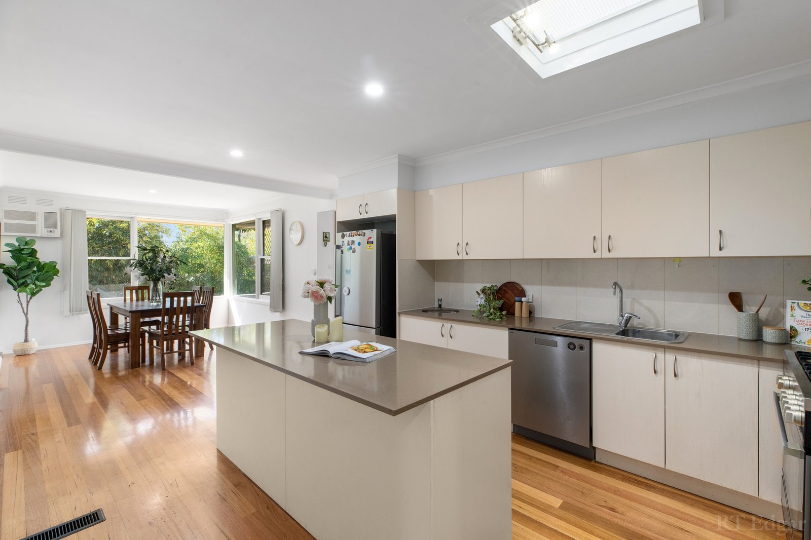 Real Estate and Property in 29 Kumala Road, Bayswater, VIC