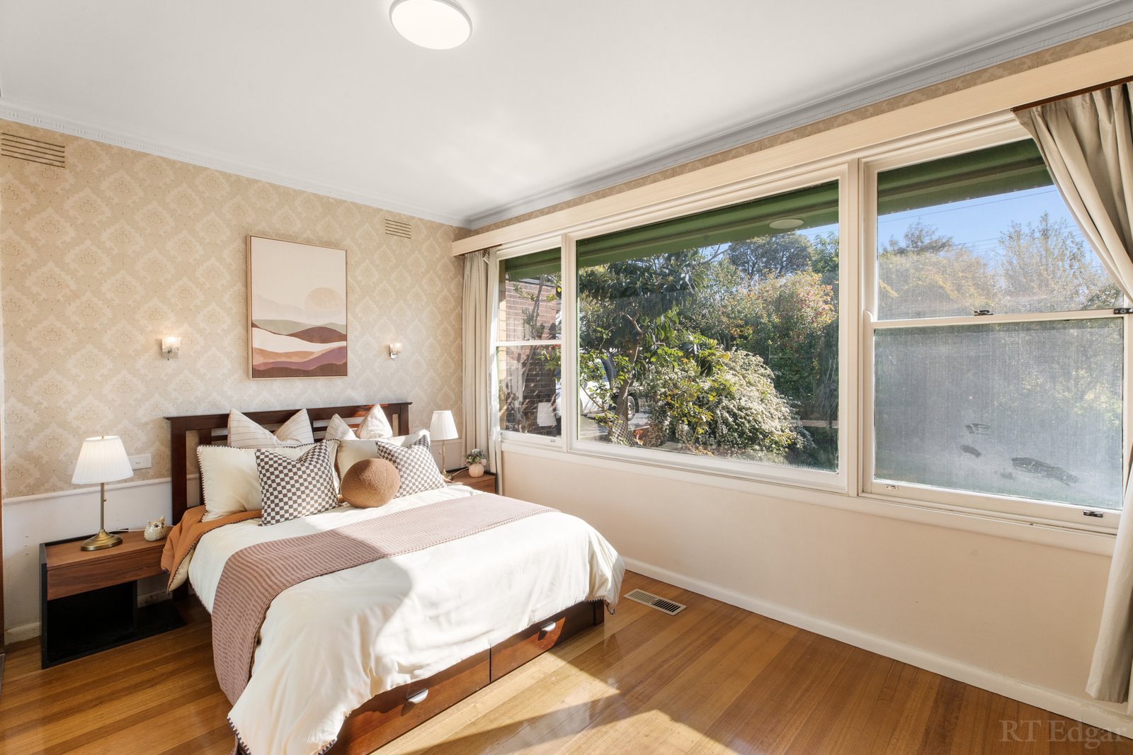 Real Estate and Property in 29 Kumala Road, Bayswater, VIC