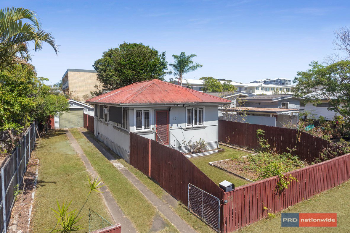 29 Kunde Street NUNDAH 12