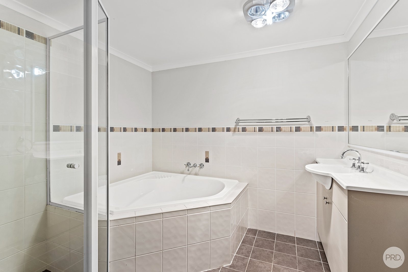 29 Lagoons Circuit NELSON BAY 14
