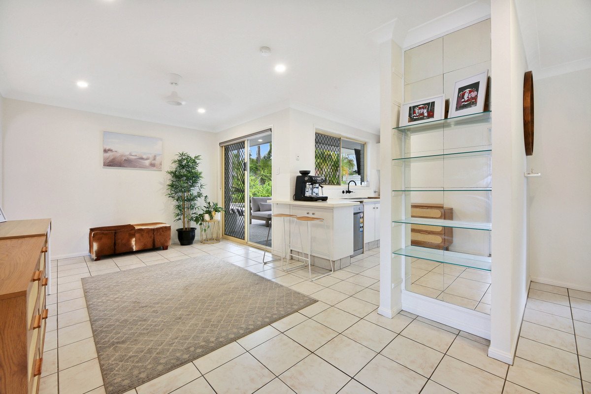 29 Lakeridge Drive Varsity Lakes 5