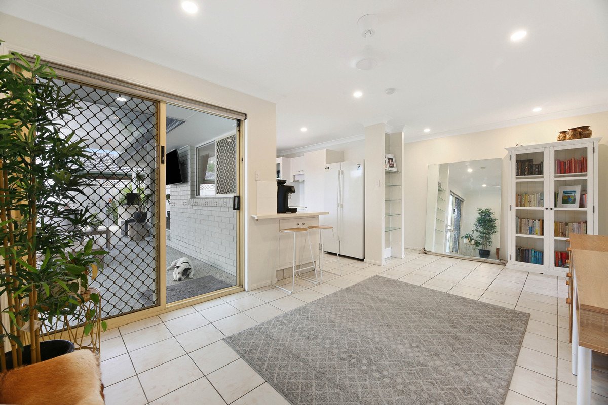 29 Lakeridge Drive Varsity Lakes 6