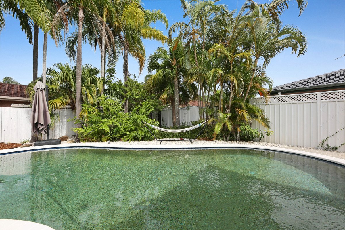 29 Lakeridge Drive Varsity Lakes 16