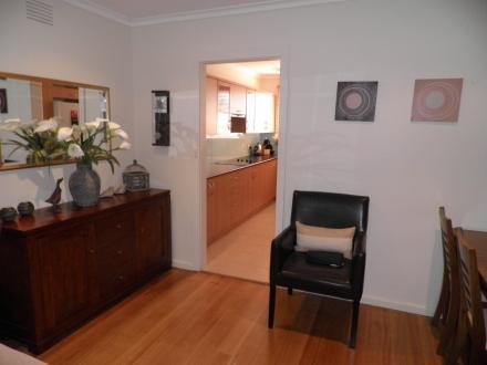 Gallery: 2/9 Latrobe Street
