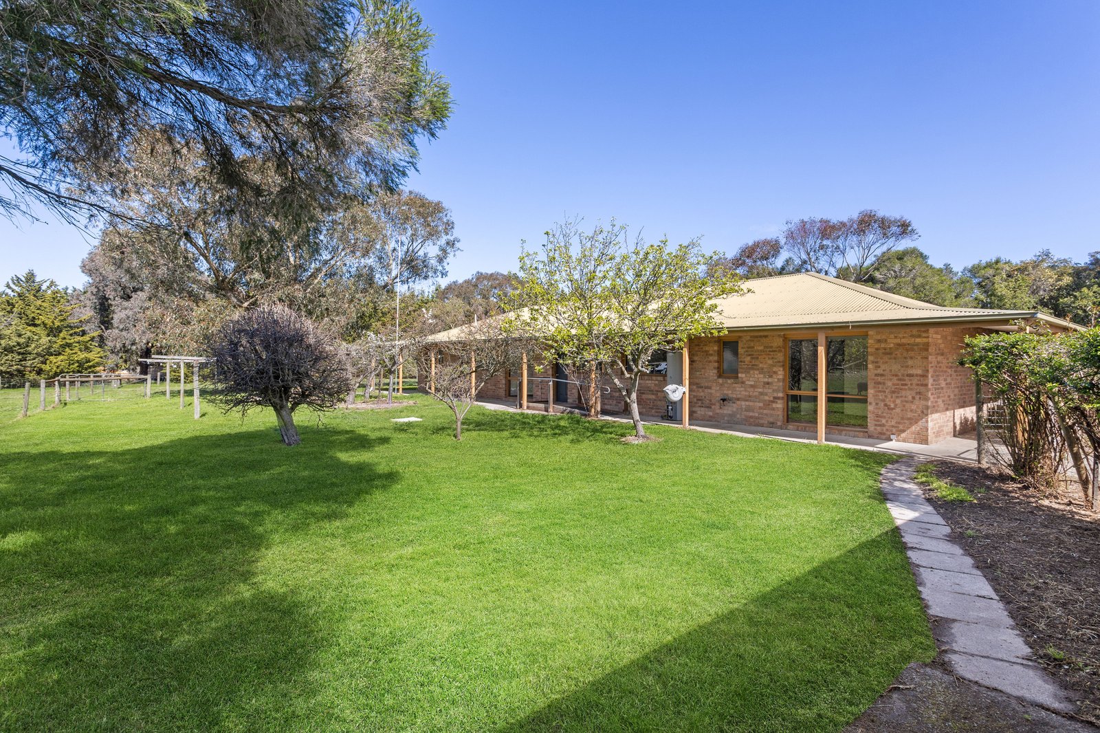 Gallery: 29 Leilani Court