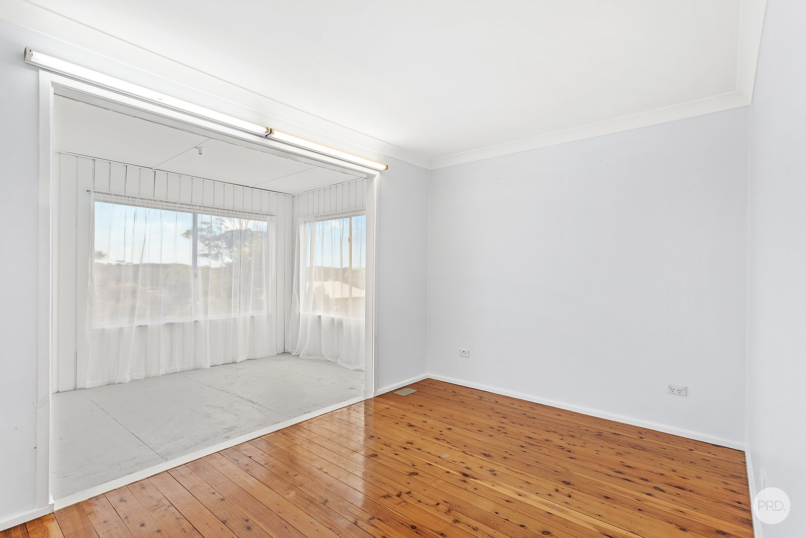 29 Leonard Avenue SHOAL BAY 10